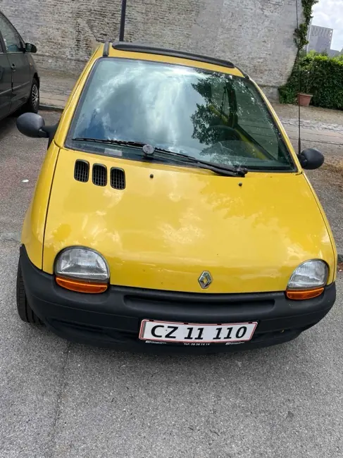 Forrude skiftet på RENAULT i København