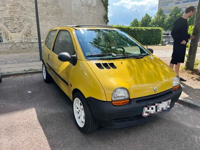 Forrude skiftet på RENAULT i København